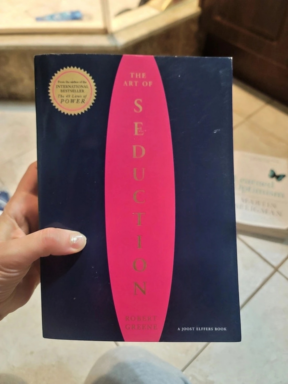 Penguin Books The Art of Seduction Robert Greene Book Blue Pink